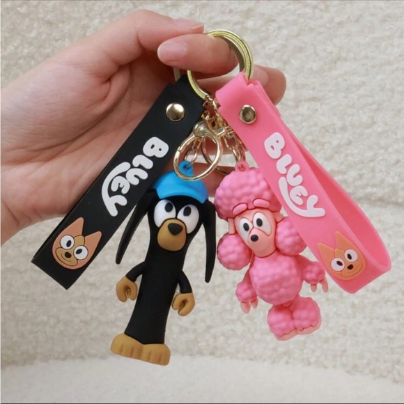 Bluey and Friends Cartoon Keychain Set - Picture 2 of 6